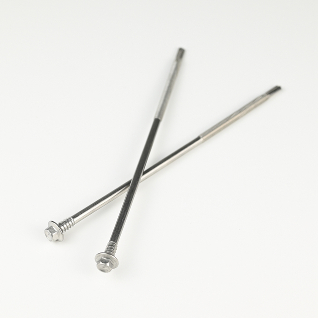 SUS410 Самосверлящий винт с шестигранной шайбой и двойной резьбой ST5.5-24X185, 5#